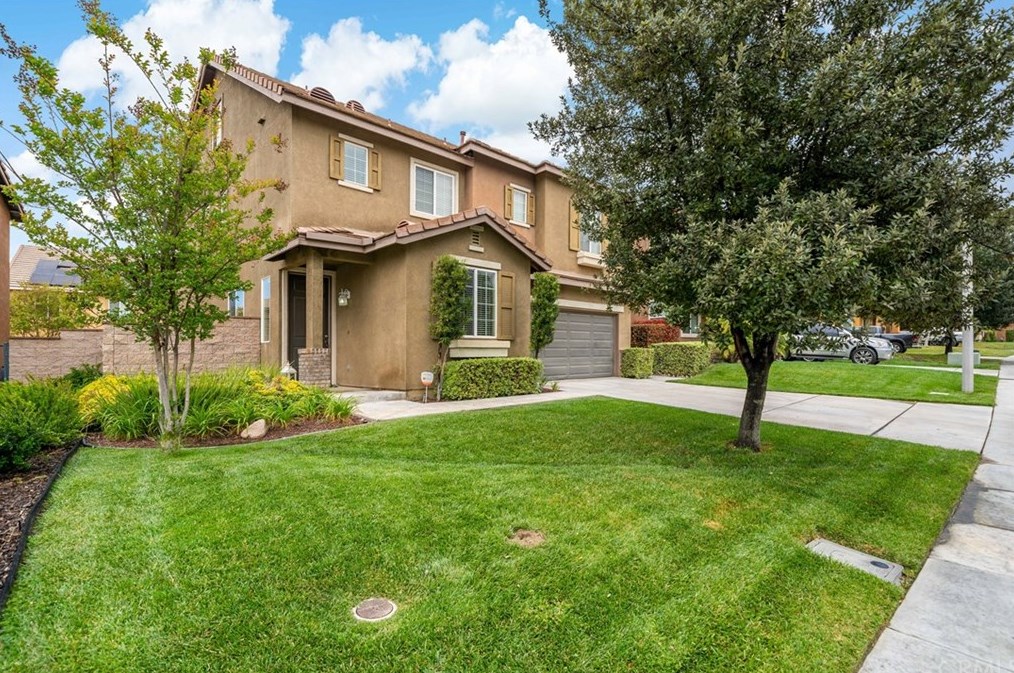 38941 Red Post Cir, Murrieta CA  92563-6206 exterior