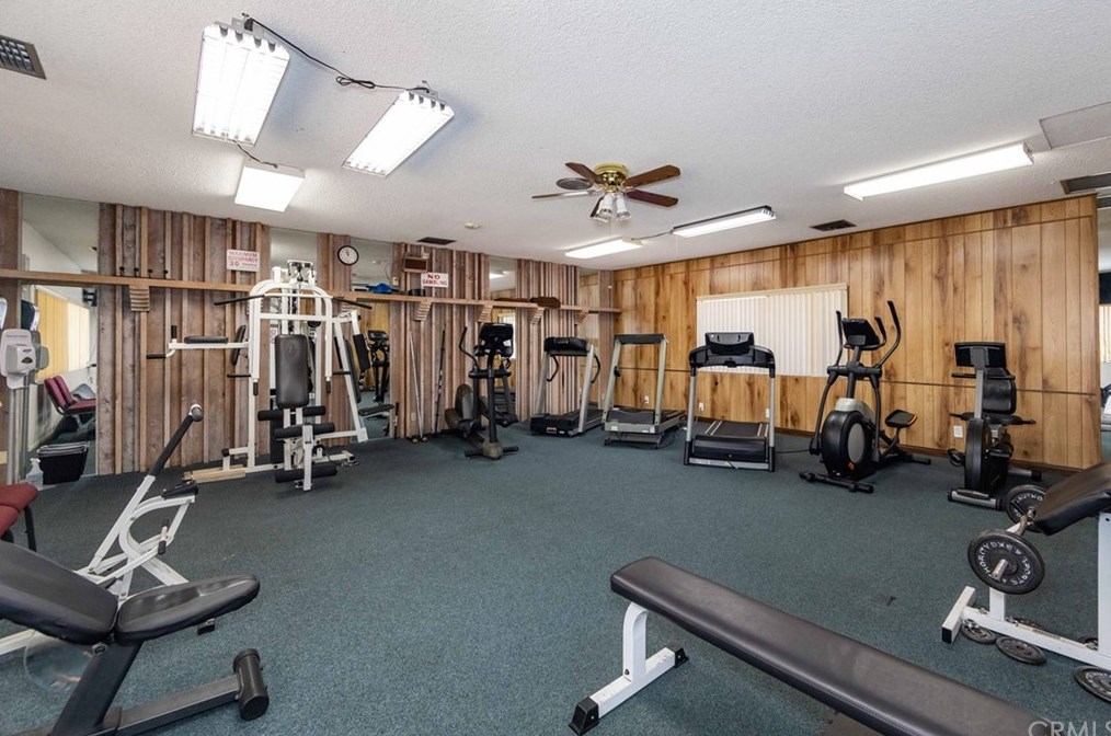 28890 Calle Alta, Murrieta CA  92563-5640 exterior