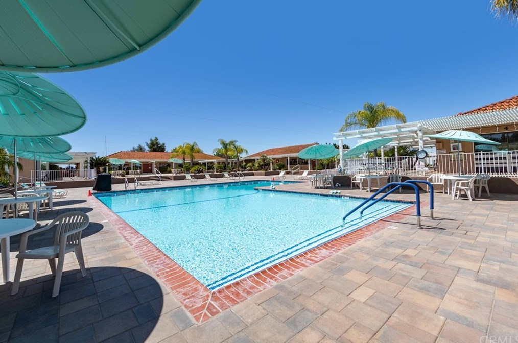 28890 Calle Alta, Murrieta CA  92563-5640 exterior