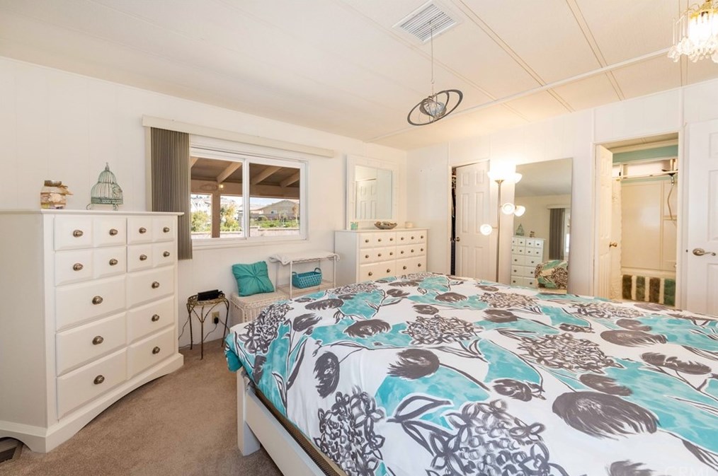 28890 Calle Alta, Murrieta CA  92563-5640 exterior