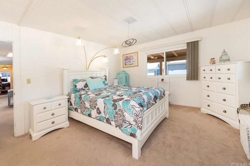 28890 Calle Alta, Murrieta CA  92563-5640 exterior