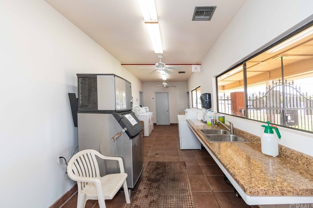 28890 Calle Alta, Murrieta CA  92563-5640 exterior