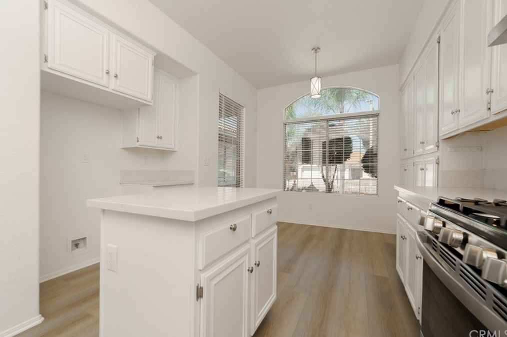 16198 Greenfield St, Moreno Valley CA  92551-7256 exterior