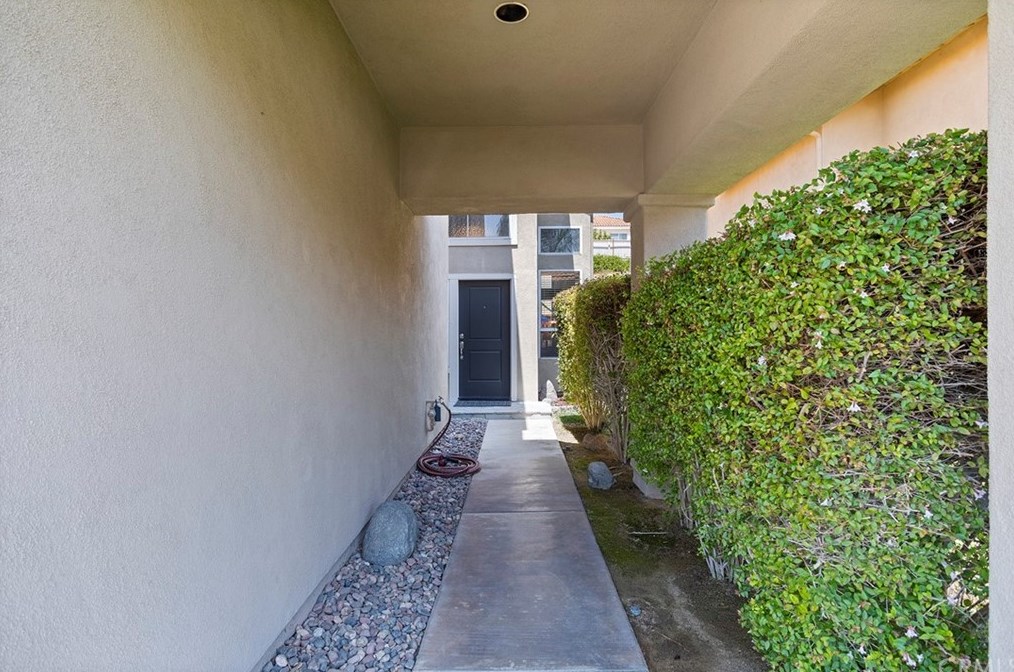 41566 Corte Seda, Temecula CA  92592-6303 exterior