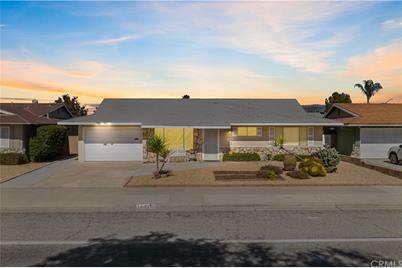 1440 W Whittier Avenue - Photo 1