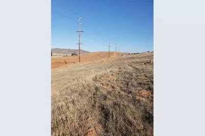 22 E Franklin St, Lake Elsinore, CA 92530 - Photo 3