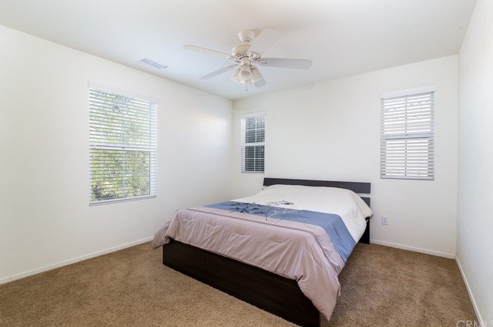 40445 Amesbury Ln, Temecula CA 92591-4428 exterior