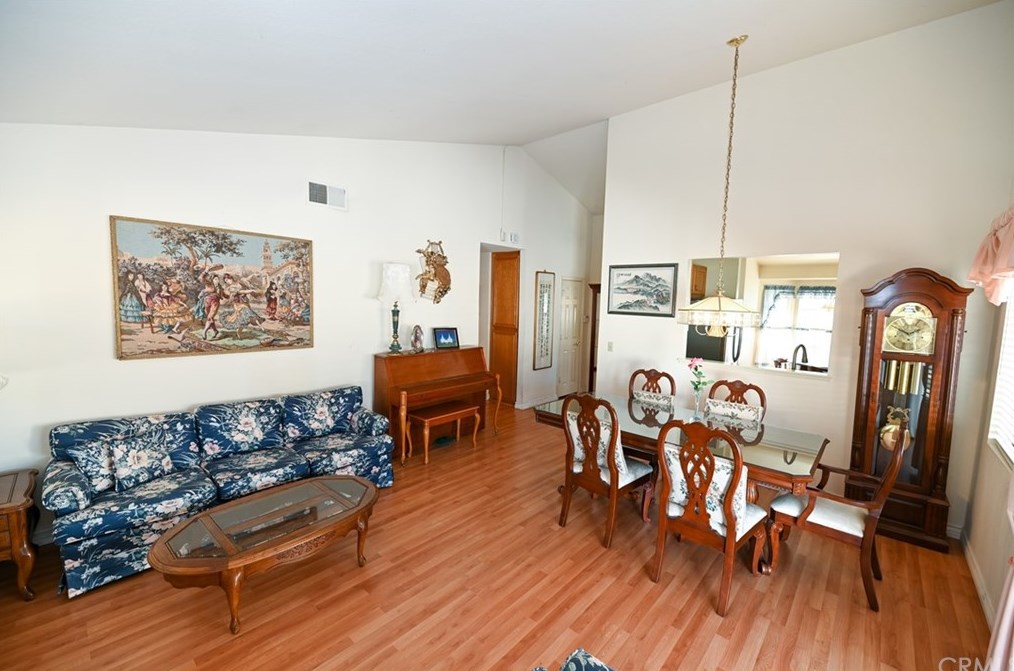 24460 Tuscola Cir, Murrieta CA 92562-4154 exterior