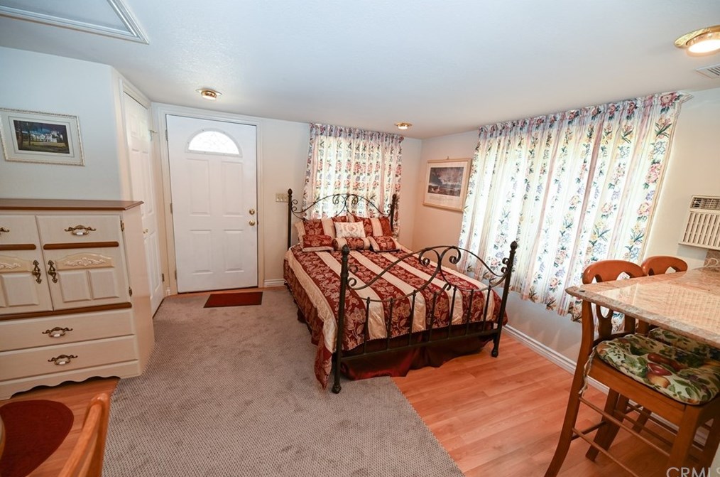 24460 Tuscola Cir, Murrieta CA 92562-4154 exterior