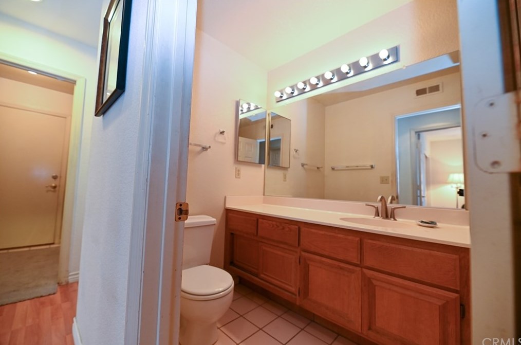 24460 Tuscola Cir, Murrieta CA 92562-4154 exterior