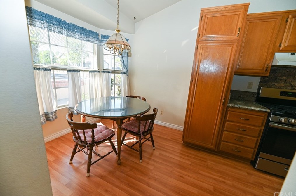 24460 Tuscola Cir, Murrieta CA 92562-4154 exterior