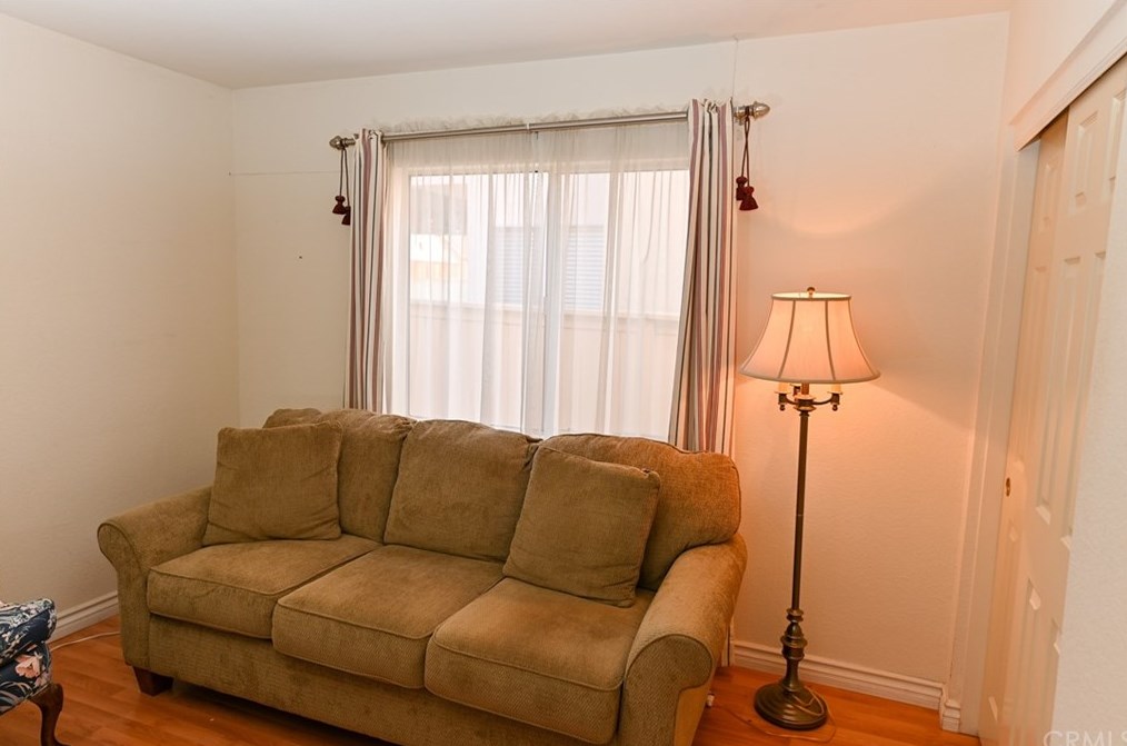 24460 Tuscola Cir, Murrieta CA 92562-4154 exterior