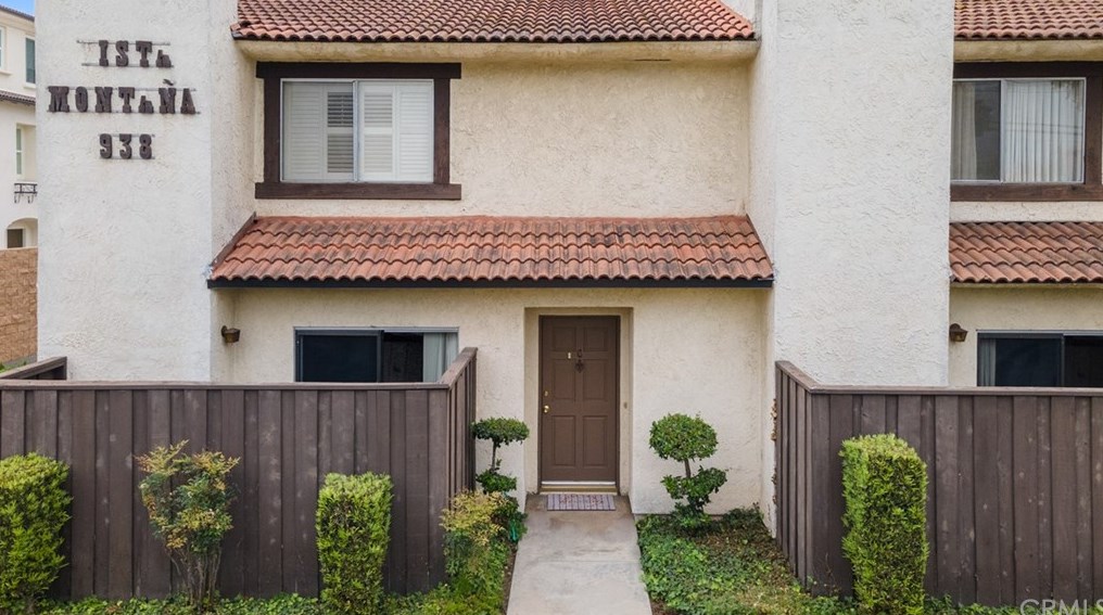 938 Huntington Dr, Duarte CA  91010-2405 exterior