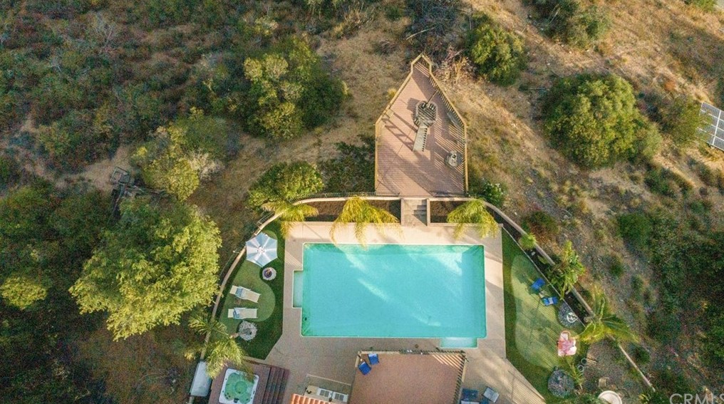 39186 Daily Rd, Fallbrook CA  92028-9707 exterior