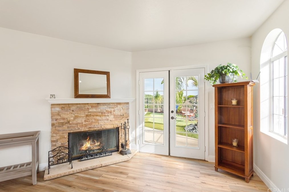 39186 Daily Rd, Fallbrook CA  92028-9707 exterior