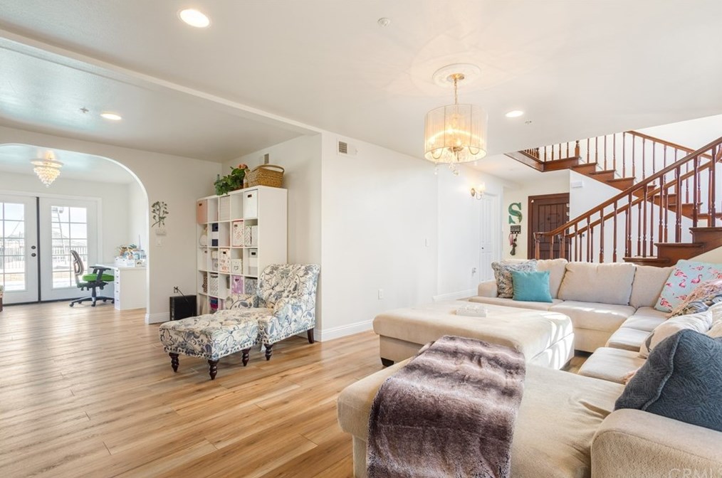 39186 Daily Rd, Fallbrook CA  92028-9707 exterior
