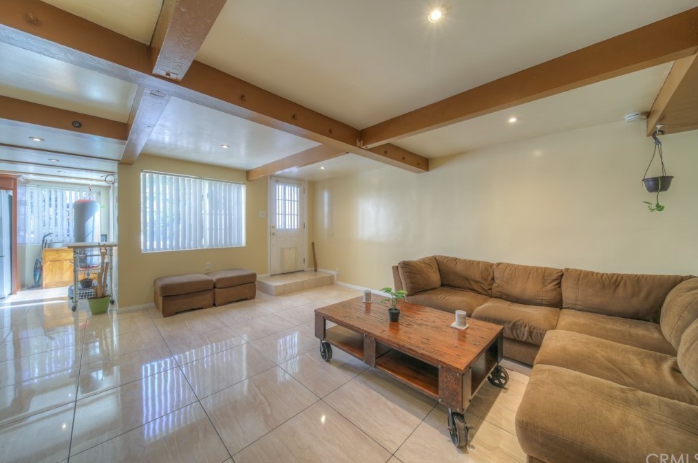4250 York Blvd, Los Angeles CA  90065-4625 exterior