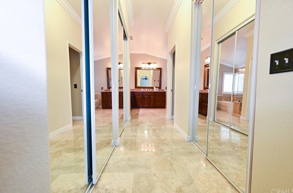 28289 Corte Ocaso, Temecula CA  92592-3081 exterior