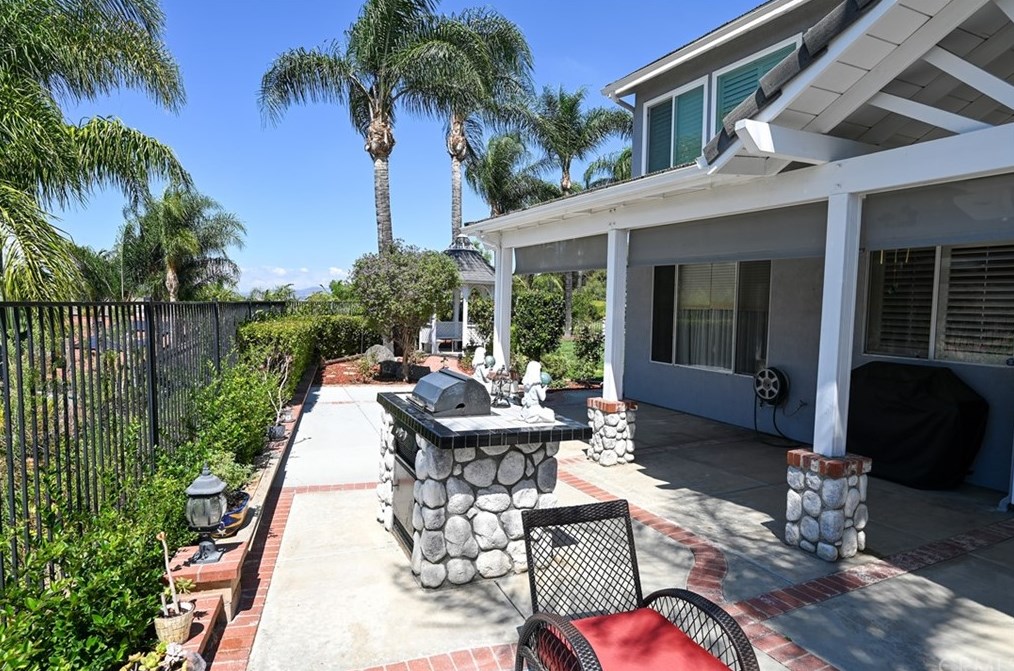 28289 Corte Ocaso, Temecula CA  92592-3081 exterior