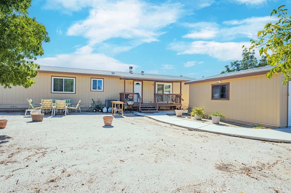 21820 Akron Ln, Lakeview CA  92567-9707 exterior