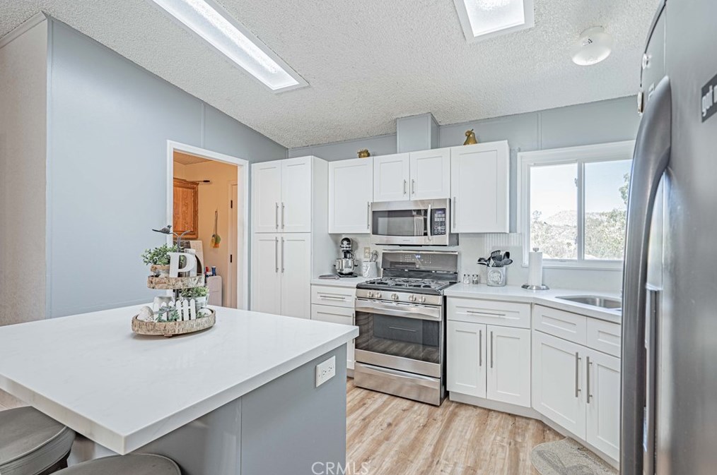 21820 Akron Ln, Lakeview CA  92567-9707 exterior