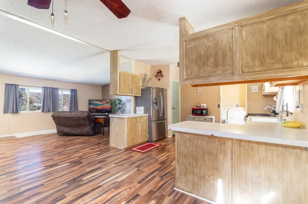 47825 Lee Trl, Aguanga CA  92536-9124 exterior