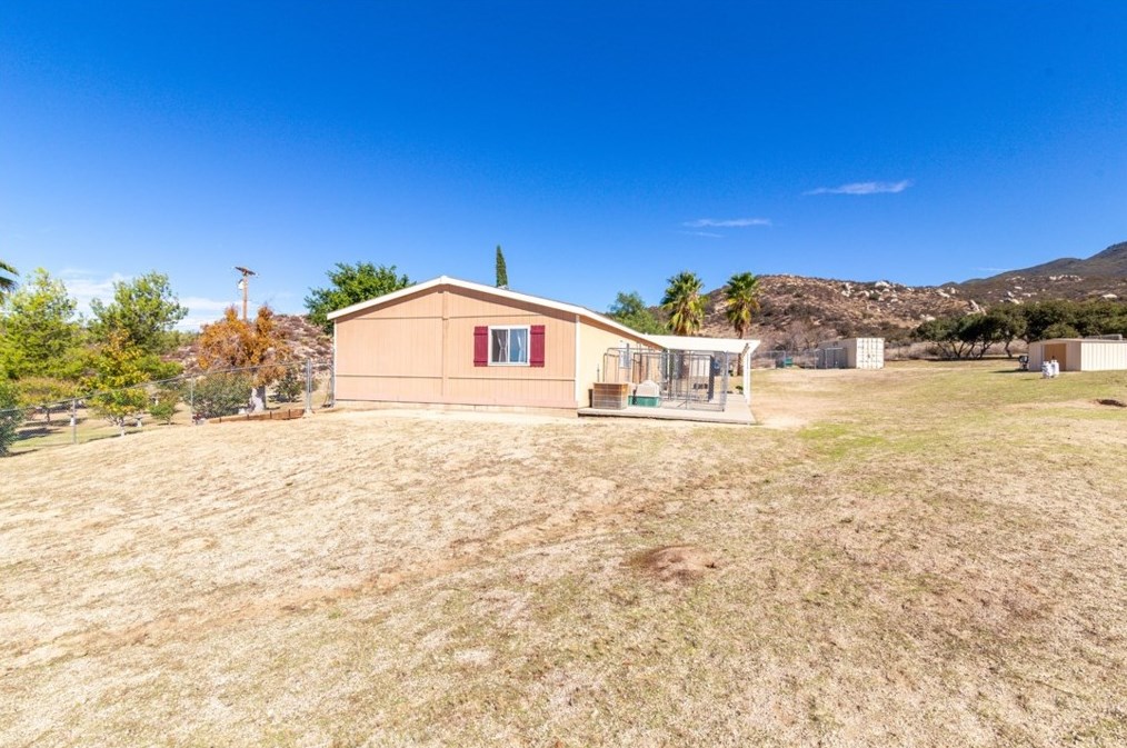 47825 Lee Trl, Aguanga CA  92536-9124 exterior
