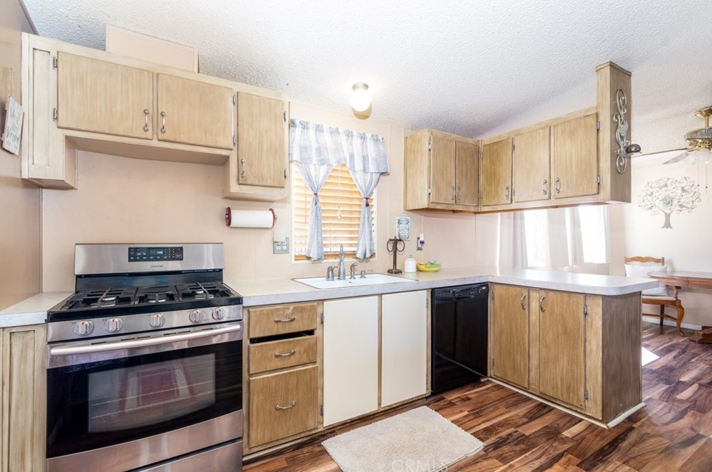 47825 Lee Trl, Aguanga CA  92536-9124 exterior