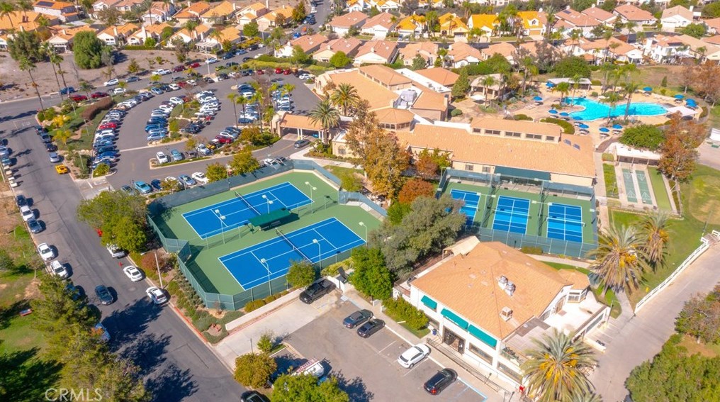 23898 Via Pamilla, Murrieta CA  92562-3587 exterior