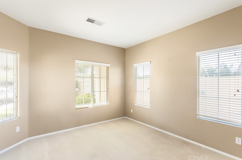 32358 Gardenvail Dr, Temecula CA  92592-1863 exterior