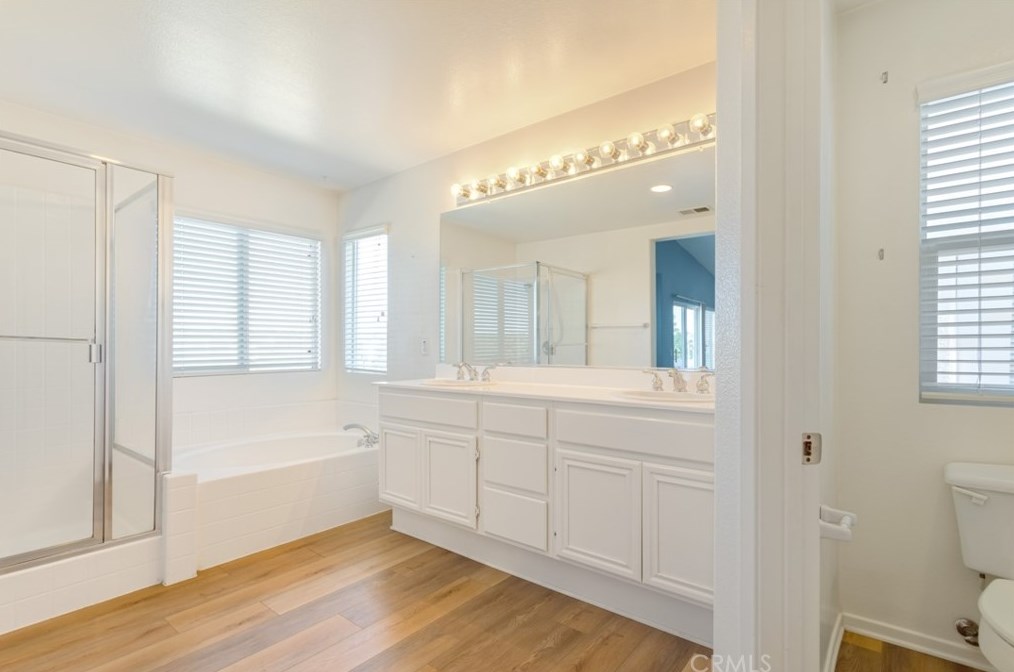 32358 Gardenvail Dr, Temecula CA  92592-1863 exterior