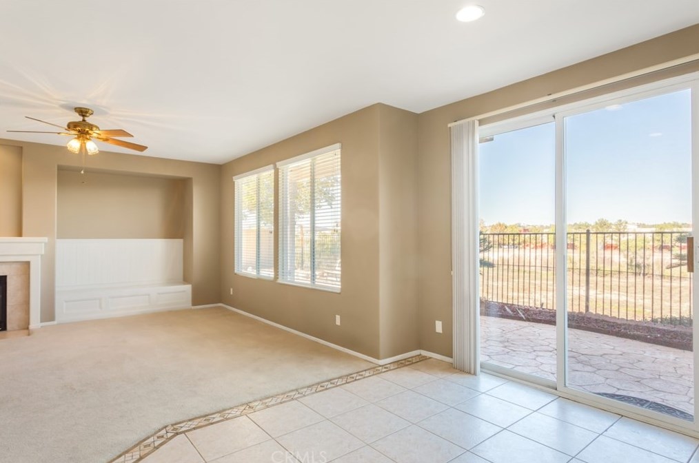 32358 Gardenvail Dr, Temecula CA  92592-1863 exterior