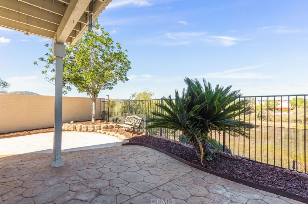 32358 Gardenvail Dr, Temecula CA  92592-1863 exterior
