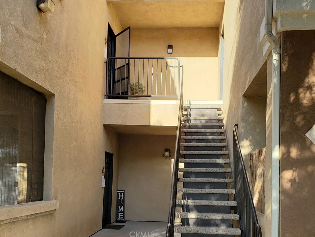 24909 Madison Ave, Murrieta CA  92562-9710 exterior