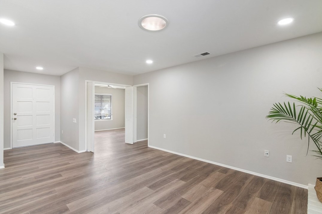 27589 Charlestown Dr, Menifee CA  92586-2138 exterior