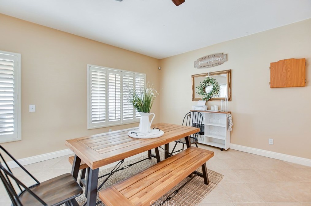 1154 Calderon Ct, Banning CA  92220-6123 exterior