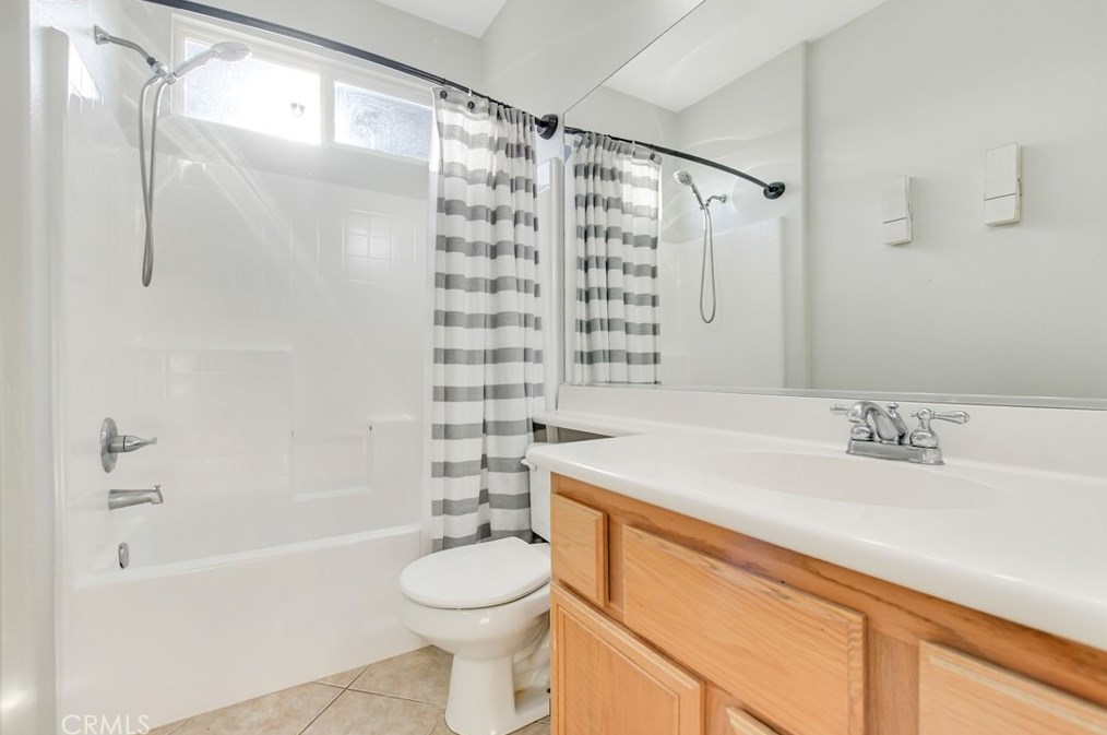 1154 Calderon Ct, Banning CA  92220-6123 exterior