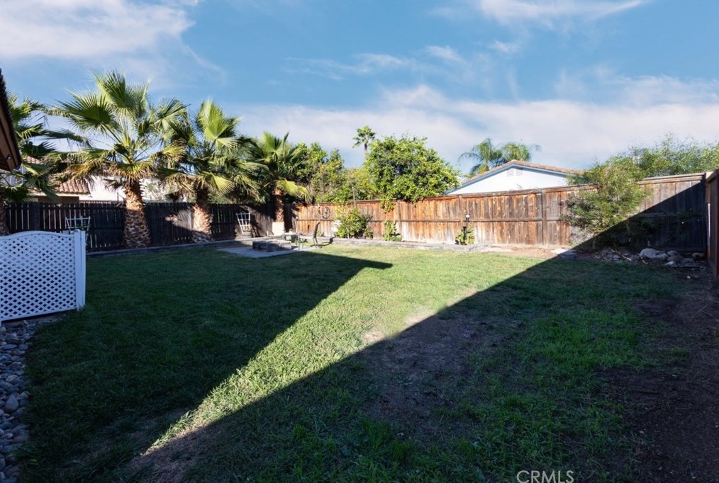 37758 Cresta Del Reyo, Murrieta CA  92563-6708 exterior