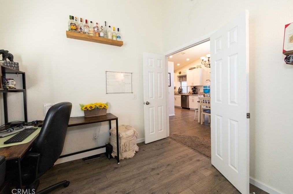 37758 Cresta Del Reyo, Murrieta CA  92563-6708 exterior