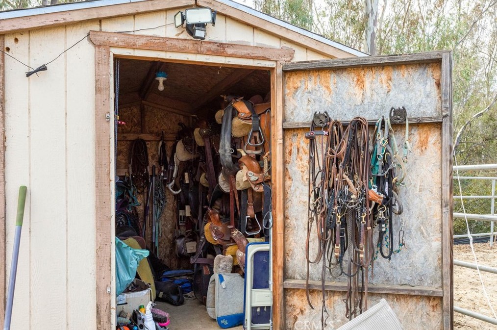 4675 Highland Oaks St, Fallbrook CA  92028-8096 exterior