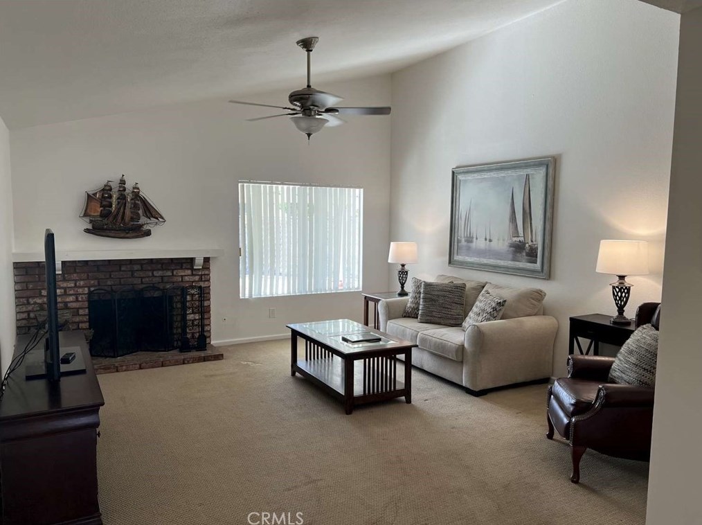 861 Digby Dr, Hemet CA  92545-1905 exterior