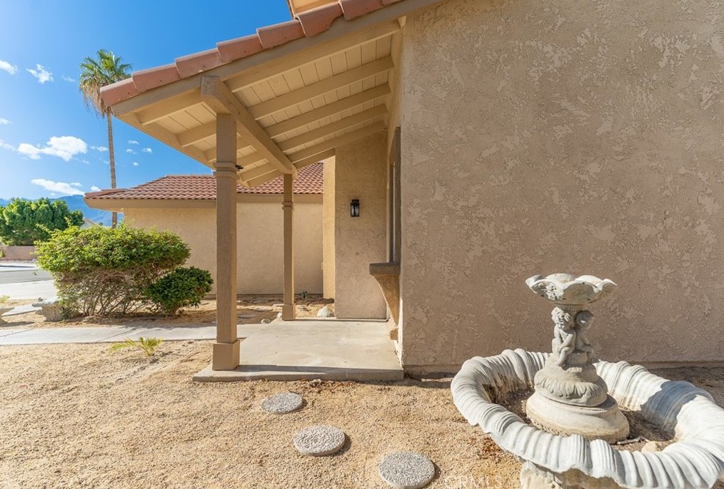68888 Hermosillo Rd, Cathedral City CA  92234-3847 exterior