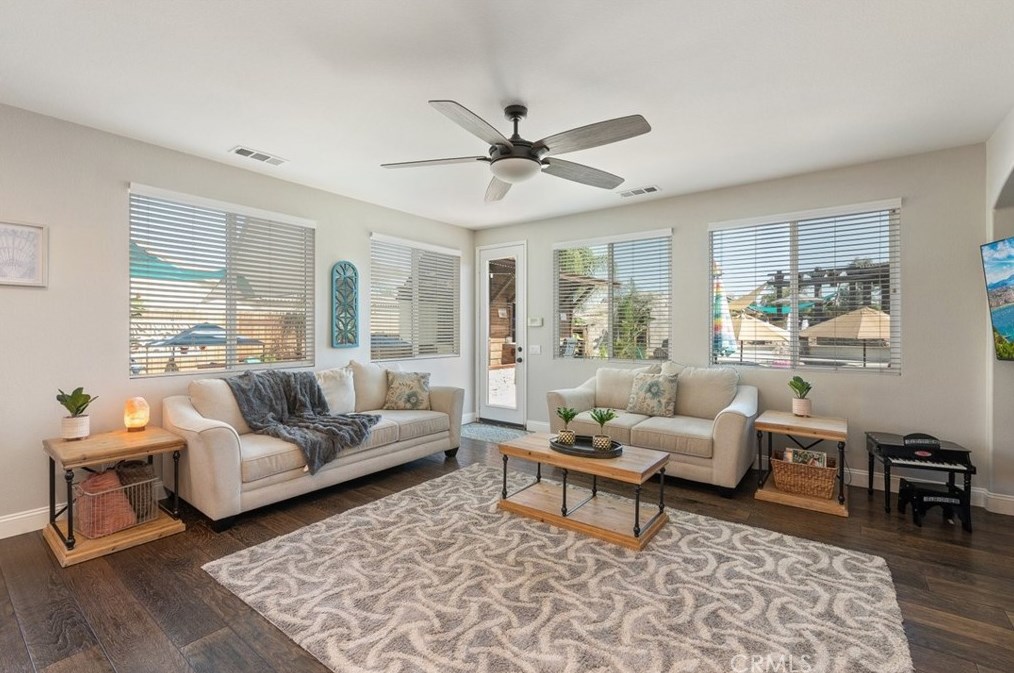 21150 Macarthur Dr, Lakeview CA  92567-9345 exterior