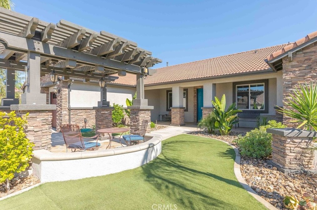 21150 Macarthur Dr, Lakeview CA  92567-9345 exterior