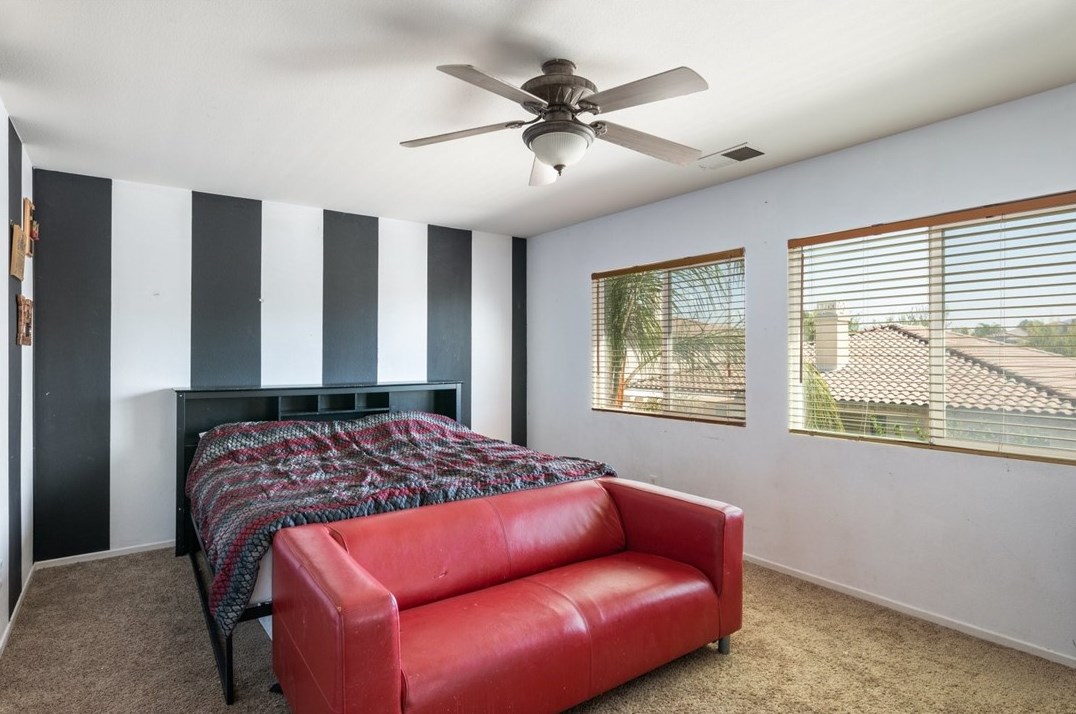 35622 Denver Cir, Winchester CA  92596-8568 exterior