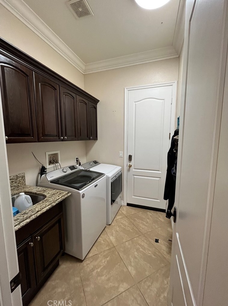 22204 Crown Princess Ct, Lakeview CA  92567-8827 exterior