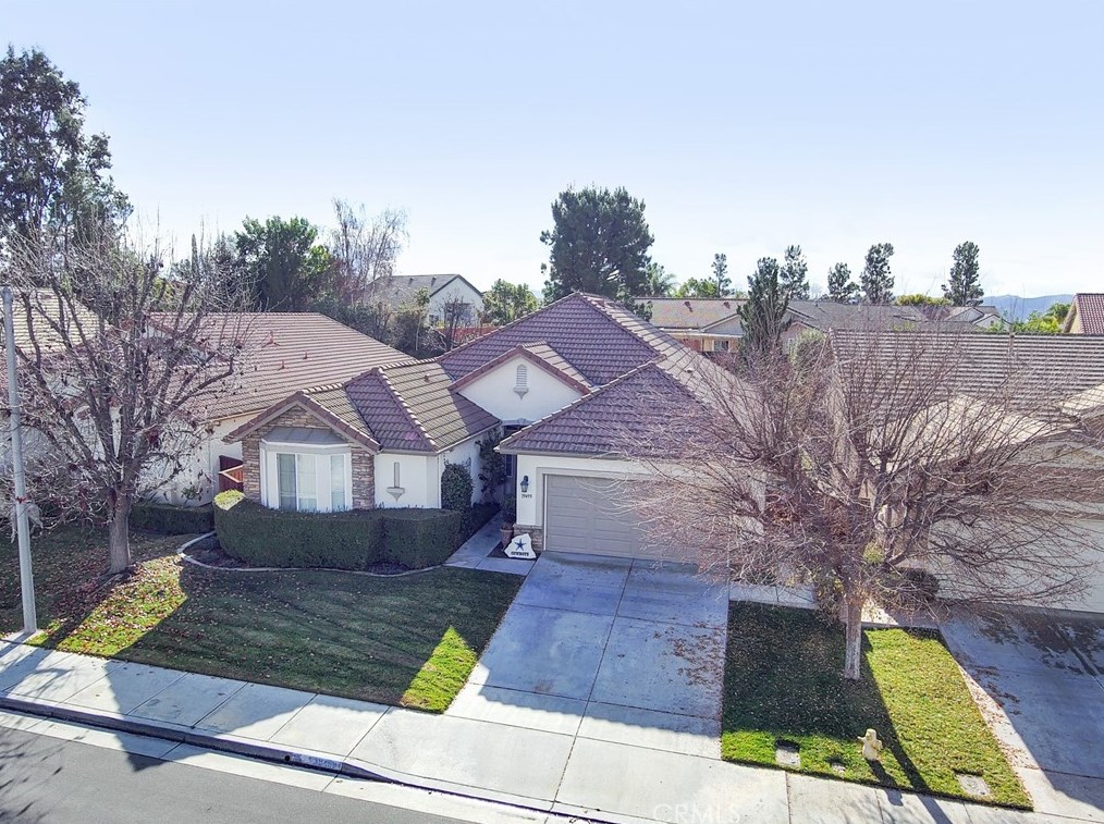 39499 Almaden Cir, Murrieta CA  92563-4854 exterior