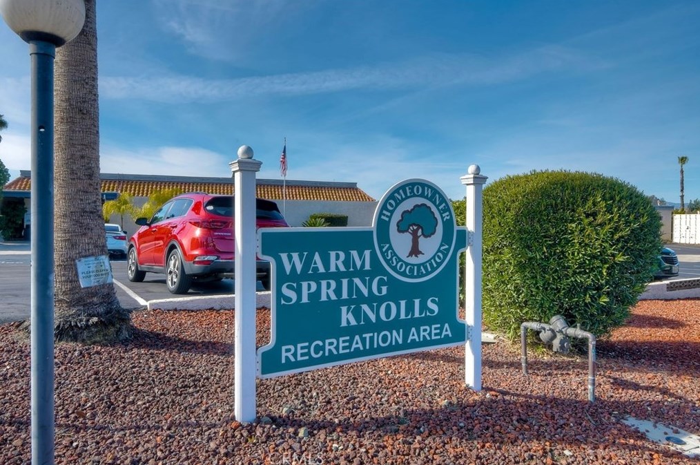 28664 Via Playa Del Rey, Murrieta CA  92563-5601 exterior