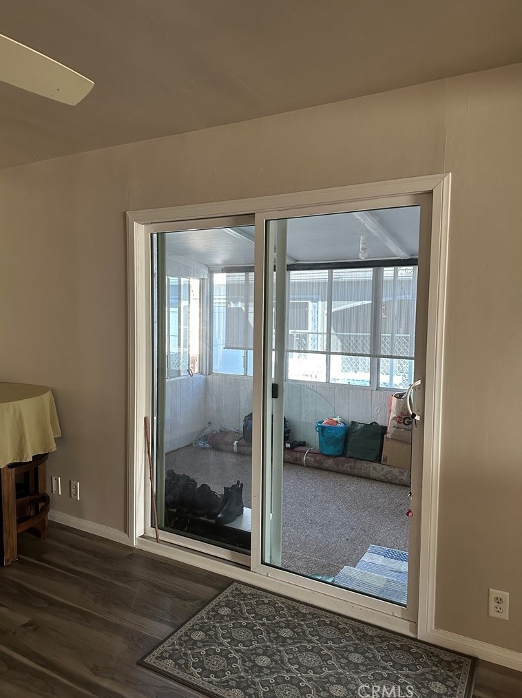 38633 Via Amarilla, Murrieta CA  92563-5739 exterior