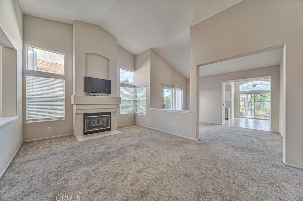 24201 Via Prima Vera, Murrieta CA  92562-3509 exterior